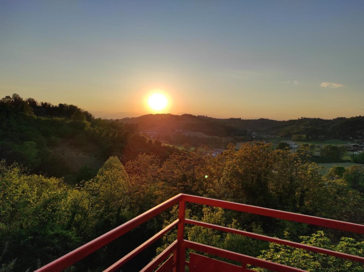 Oasi Del Monferrato - Appartamento Rosso Mombercelli Dış mekan fotoğraf